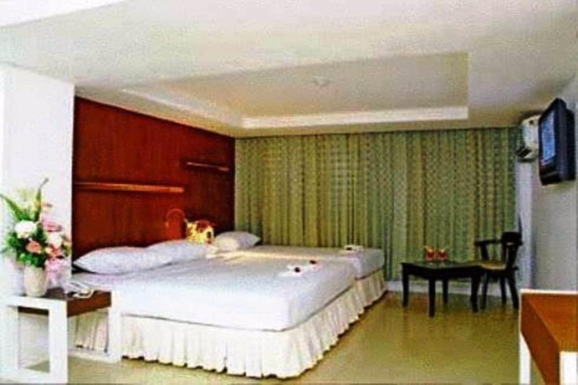 Khurana Inn Бангкок Экстерьер фото