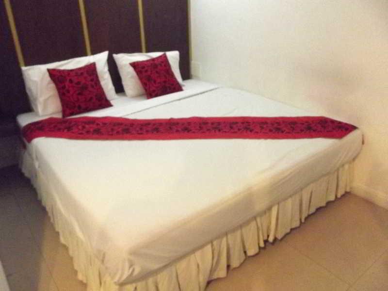 Khurana Inn Бангкок Экстерьер фото